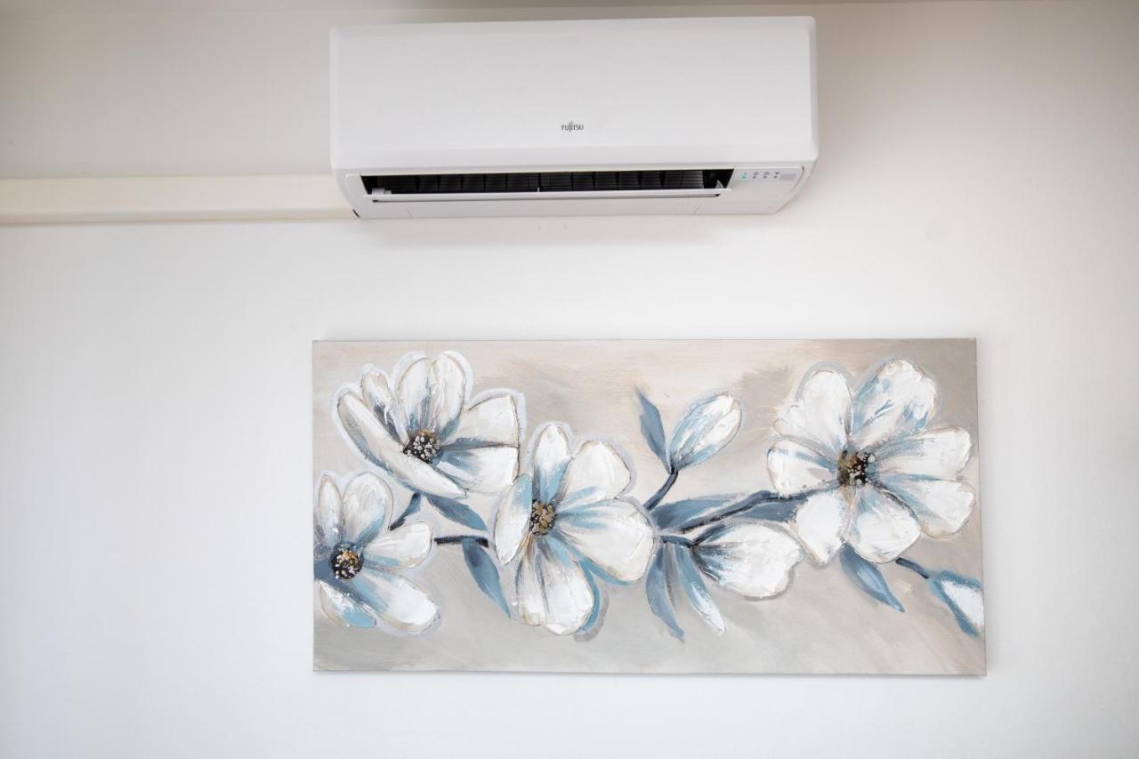 Iva Appartement Zagreb Buitenkant foto
